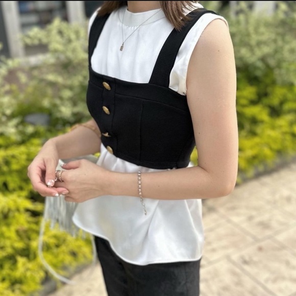 Zara Black Crop Top with Gold Buttons - Picture 6 of 16